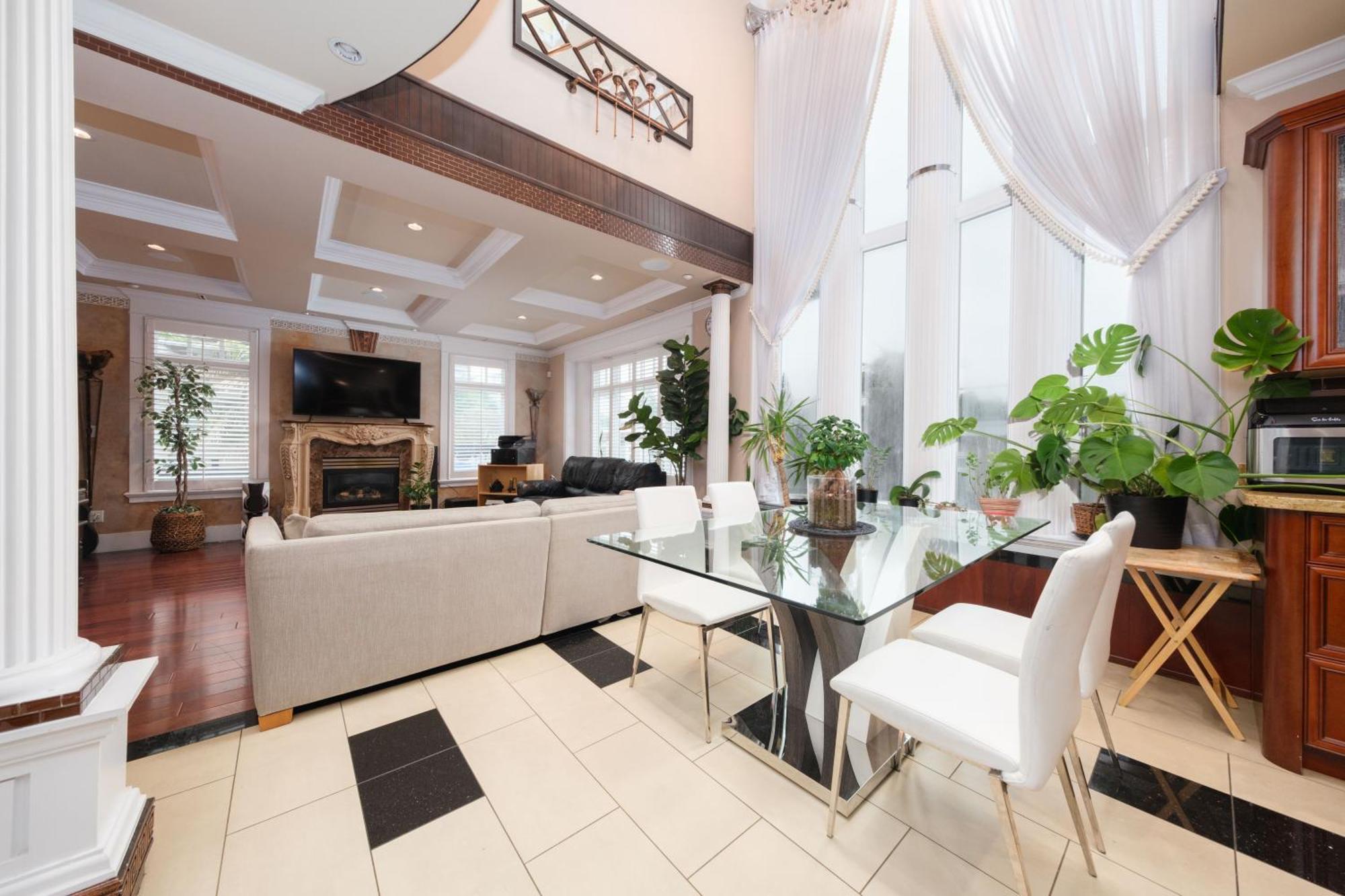 Oakridge Luxury Homestay แวนคูเวอร์ ภายนอก รูปภาพ